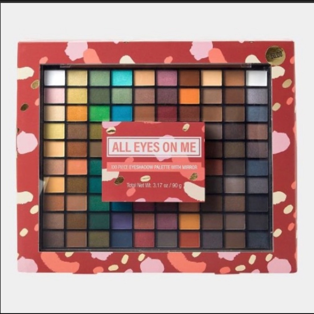 All Eyes On Me 100 piece eyeshadow with mirror